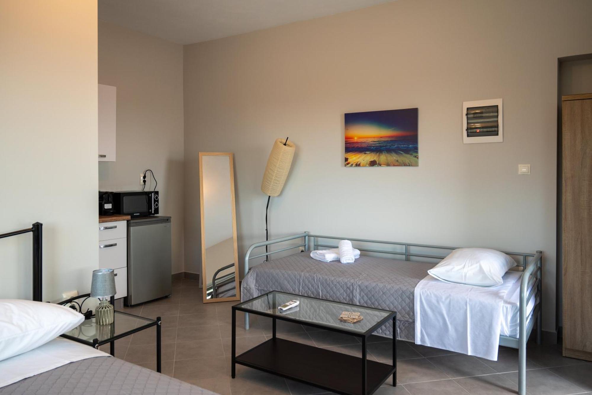 Airport Palmtree Apartments - 15Min From Airport 아르테미다 외부 사진