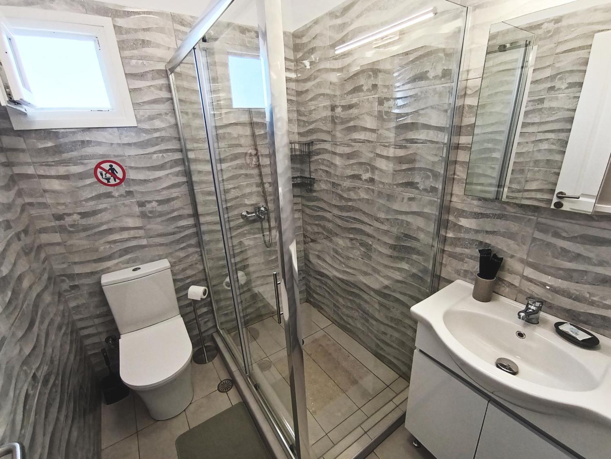 Airport Palmtree Apartments - 15Min From Airport 아르테미다 외부 사진